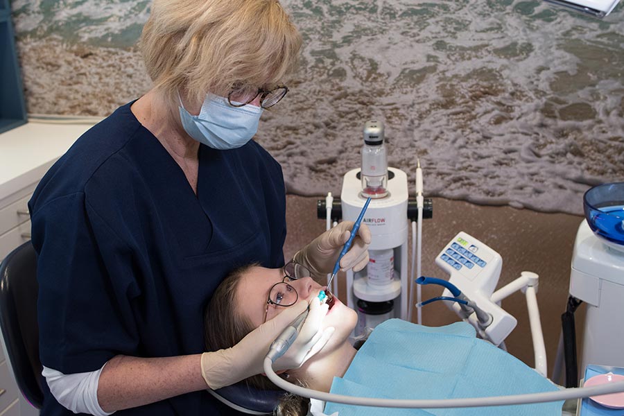 Zahnarzt Behandlung - Ulrike Schur